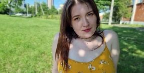 Chuyến đi hạnh phúc cùng bạn gái xinh đẹp