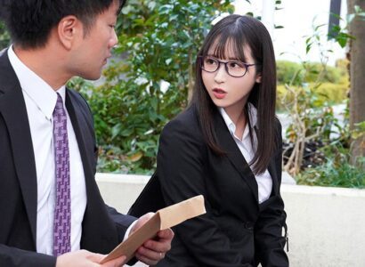 Khi đi công tác với sếp em thư ký vếu to nghiêm túc bộc lộ con người thật
